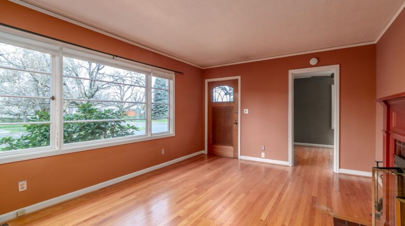 6026 N. Willamette Boulevard - Portland - Oregon - 2 bed, 1 bath rental property