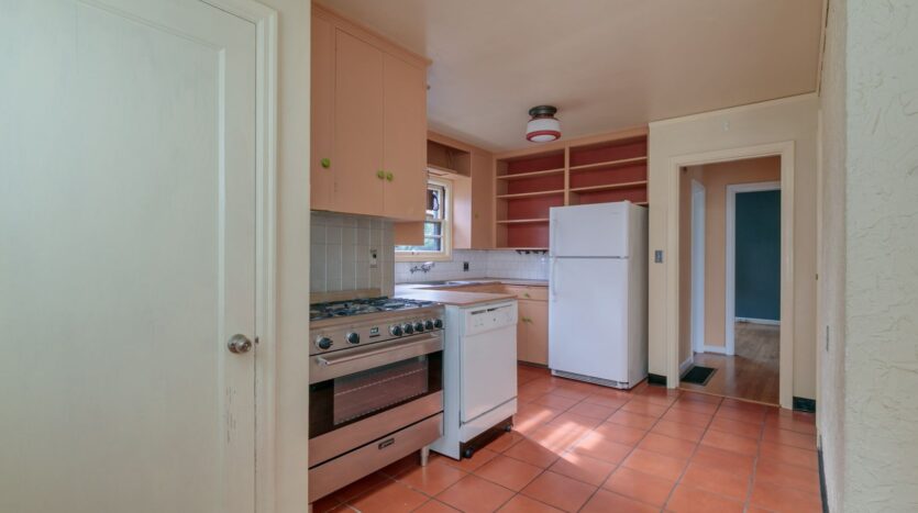 6026 N. Willamette Boulevard - Portland - Oregon - 2 bed, 1 bath rental property