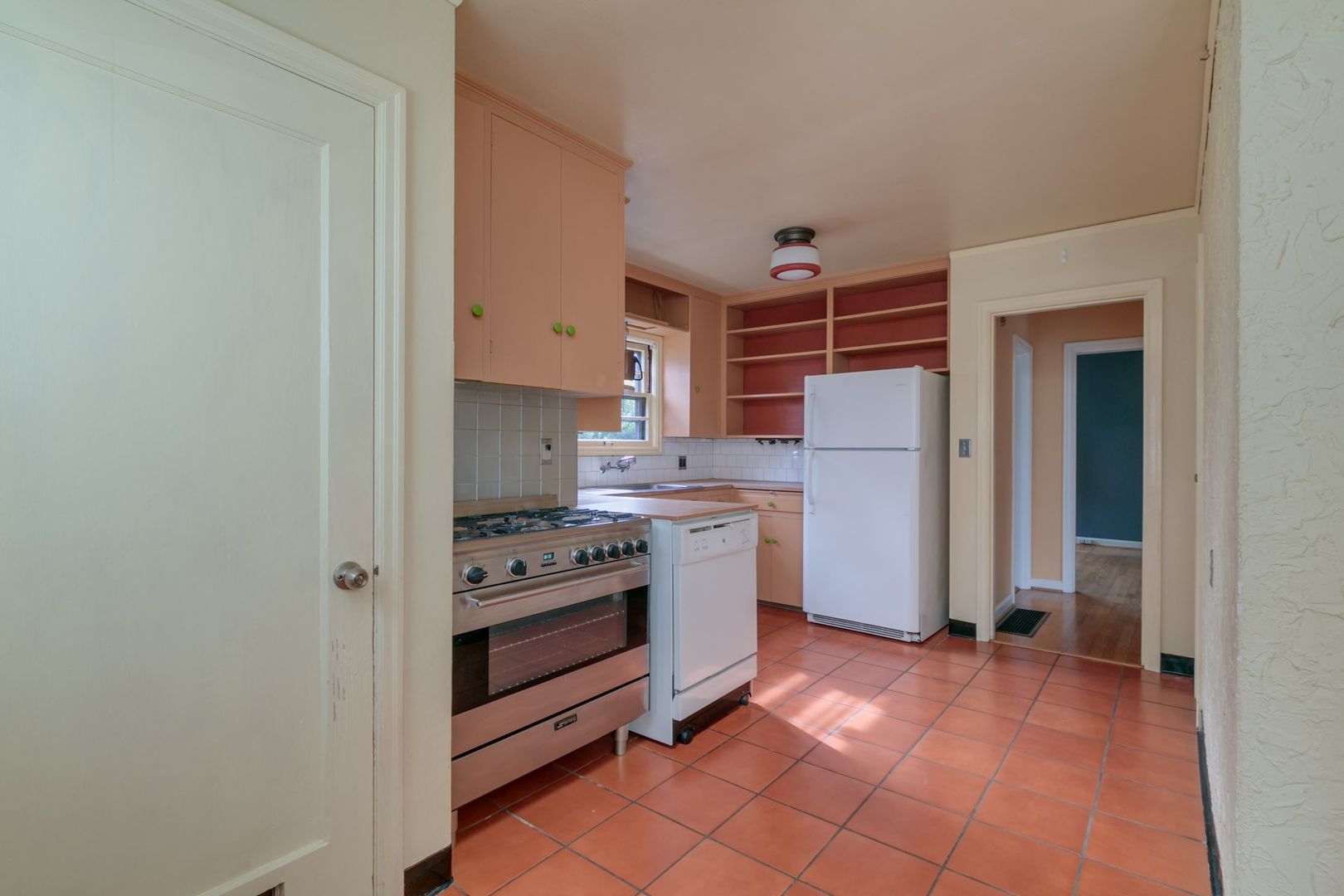 6026 N. Willamette Boulevard - Portland - Oregon - 2 bed, 1 bath rental property