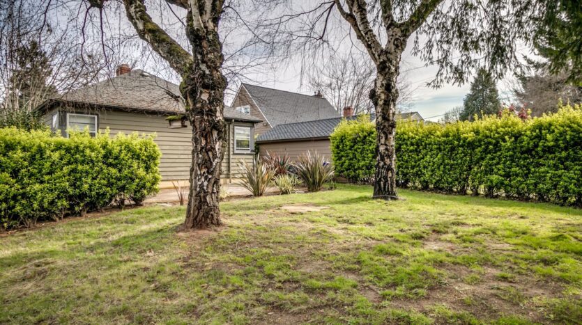 6026 N. Willamette Boulevard - Portland - Oregon - 2 bed, 1 bath rental property