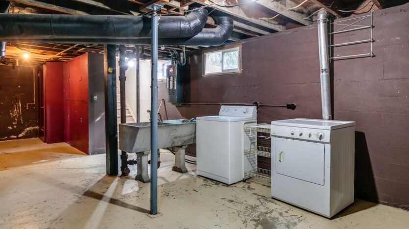 6026 N. Willamette Boulevard - Portland - Oregon - 2 bed, 1 bath rental property