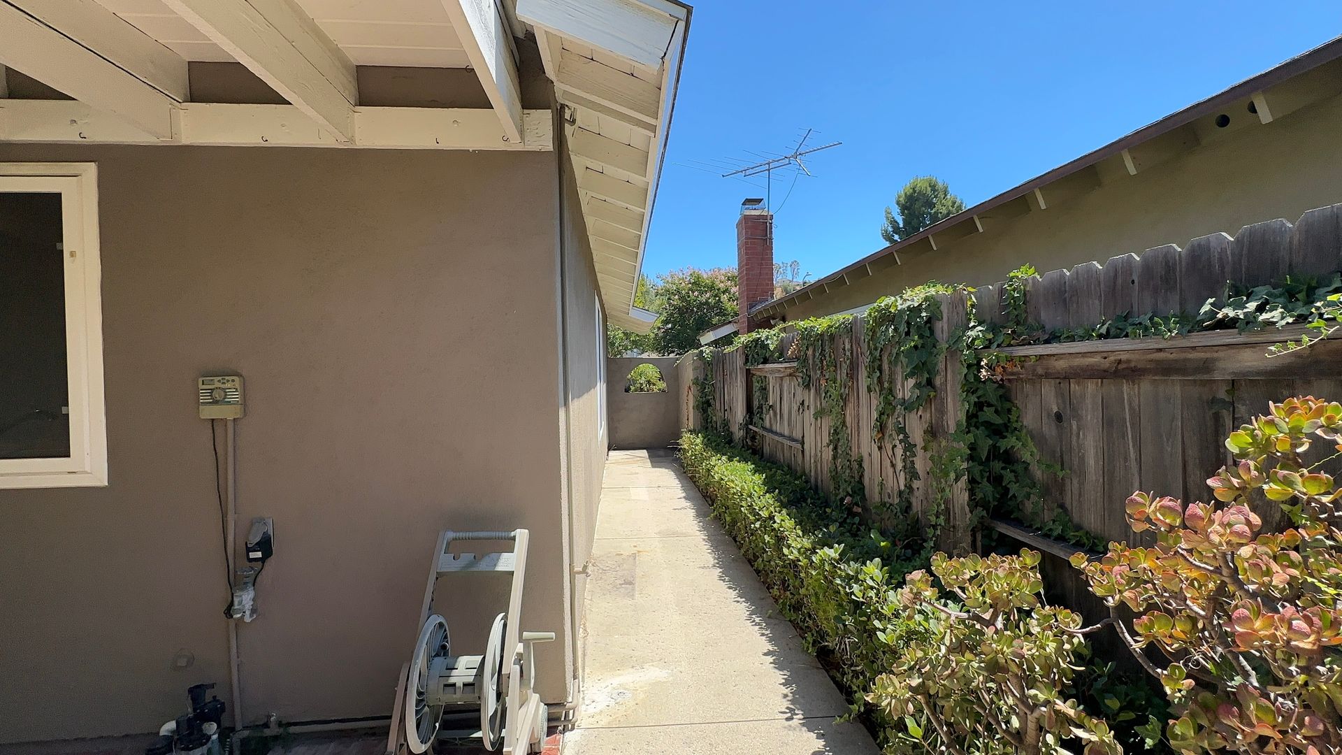 6047 Kingsbriar Dr. - Yorba Linda - California - 3 bed, 2 bath rental property