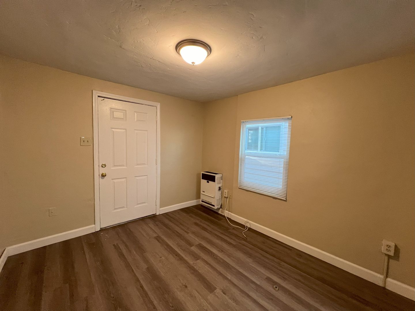 610-612 E. 8th Street - National City - California - 1 bed, 1 bath rental property