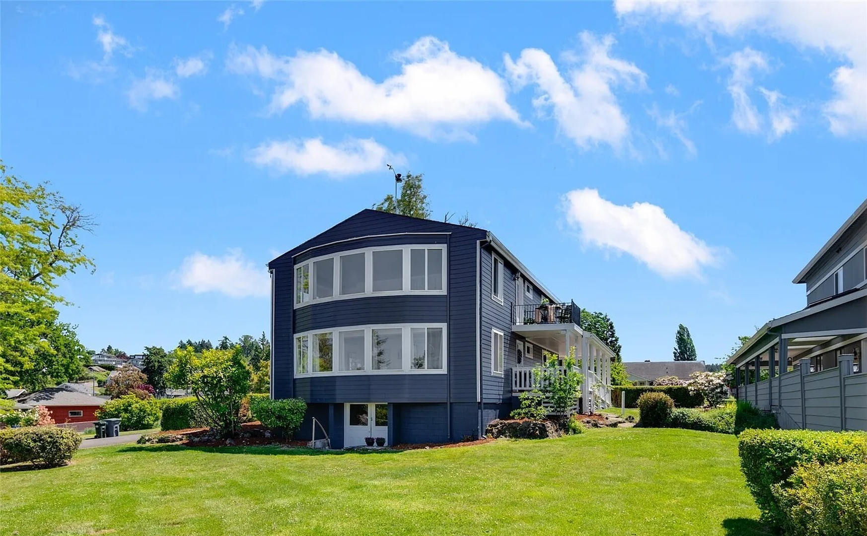 613 615 Lafayette Street - Steilacoom - Washington - 2 bed, 1 bath rental property