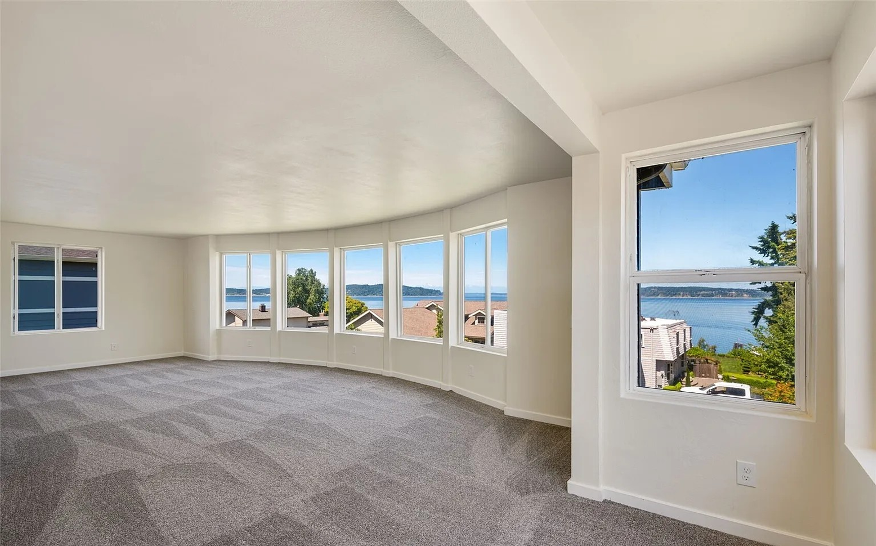 613 615 Lafayette Street - Steilacoom - Washington - 2 bed, 1 bath rental property