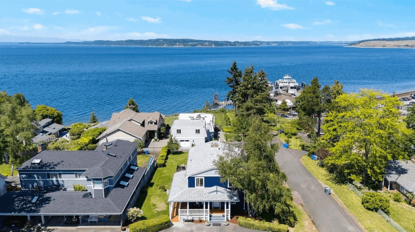 613 615 Lafayette Street - Steilacoom - Washington - 2 bed, 1 bath rental property