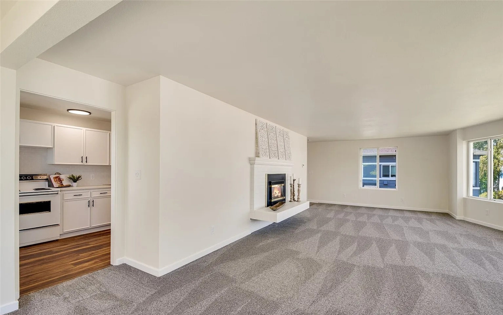 613 615 Lafayette Street - Steilacoom - Washington - 2 bed, 1 bath rental property