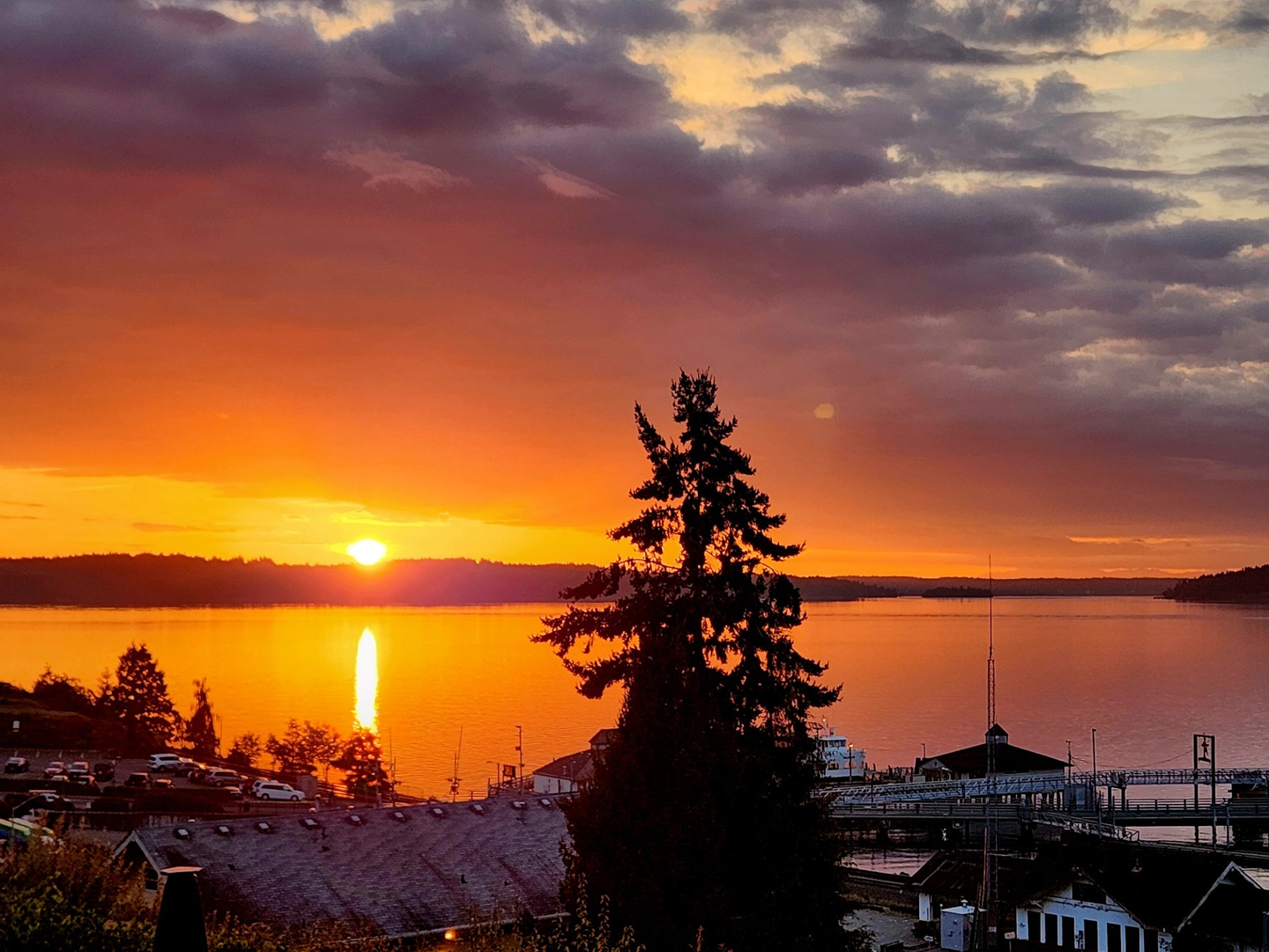 613 615 Lafayette Street - Steilacoom - Washington - 2 bed, 1 bath rental property