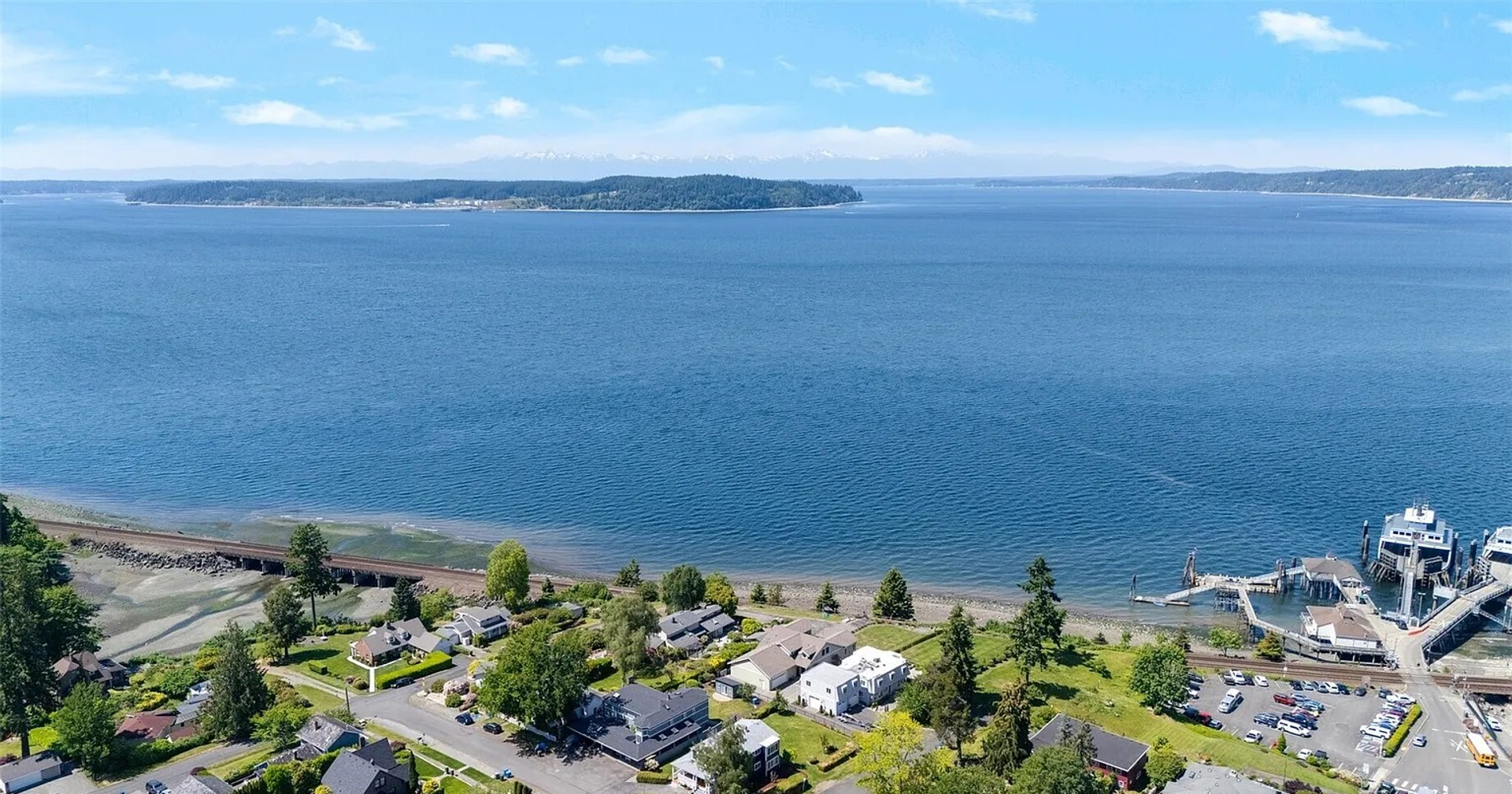 613 615 Lafayette Street - Steilacoom - Washington - 2 bed, 1 bath rental property