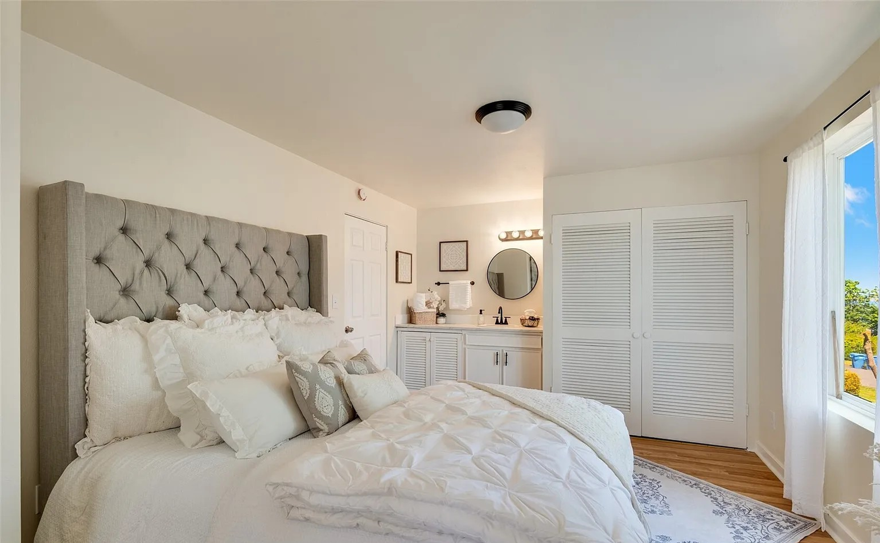 613 615 Lafayette Street - Steilacoom - Washington - 2 bed, 1 bath rental property