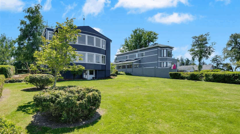 613 615 Lafayette Street - Steilacoom - Washington - 2 bed, 1 bath rental property