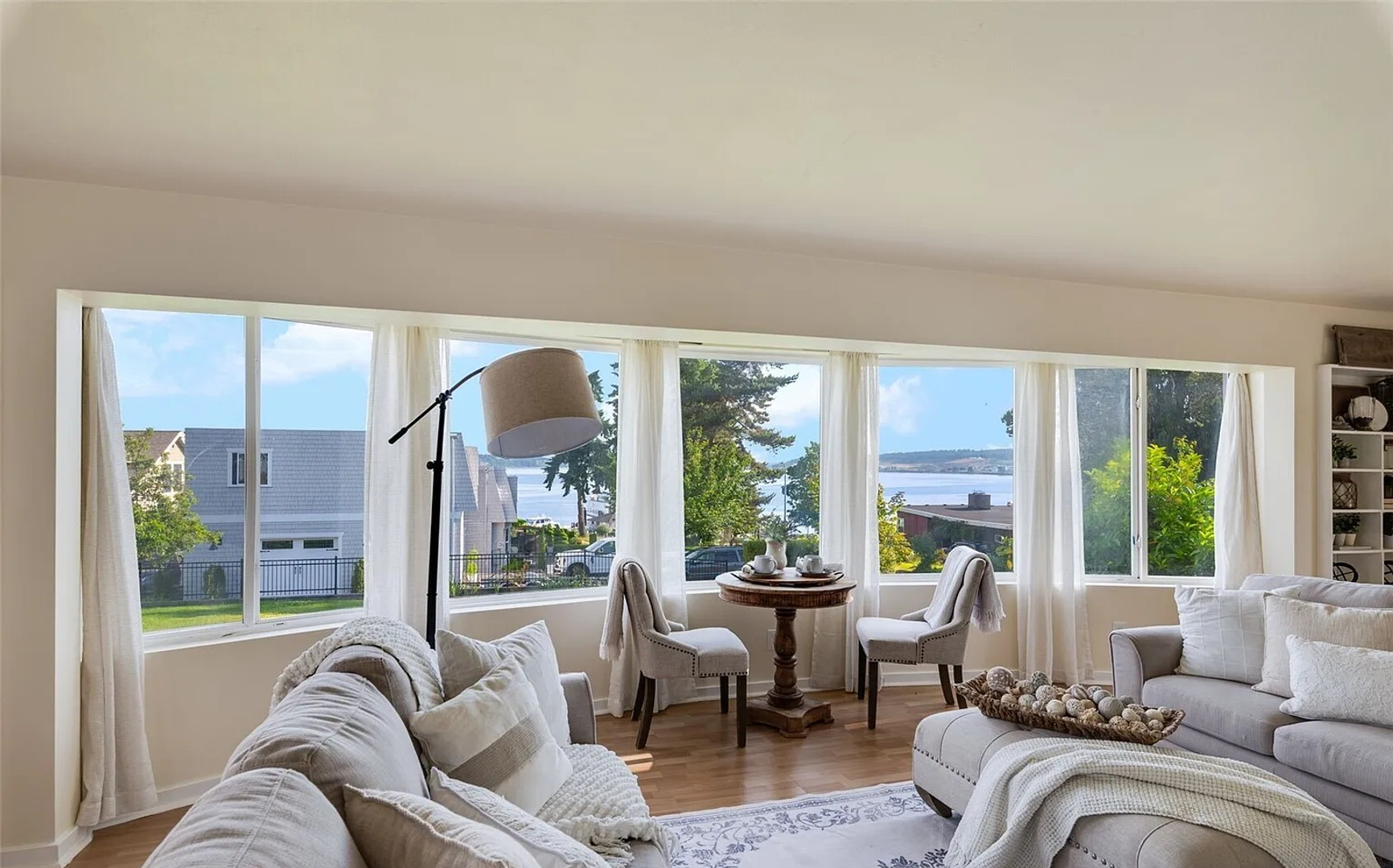 613 615 Lafayette Street - Steilacoom - Washington - 2 bed, 1 bath rental property