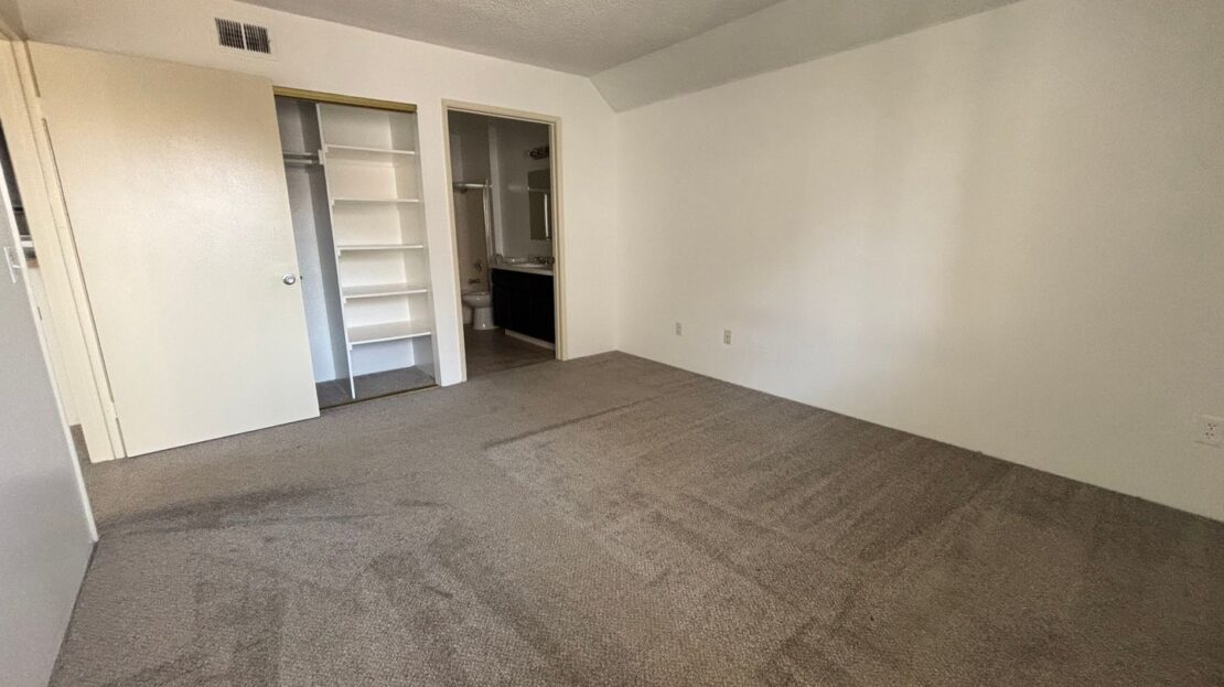 6171 Rancho Mission Rd #202 - San Diego - California - 2 bed, 2 bath rental property