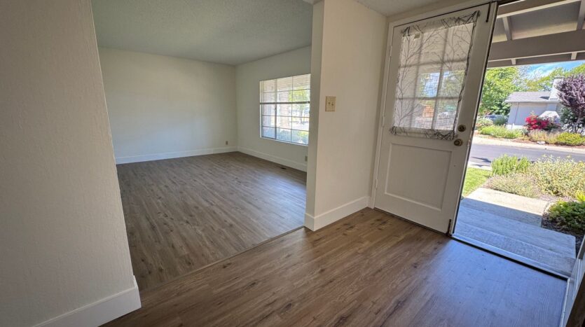 6292 Robin Ct - Pleasanton - California - 3 bed, 2 bath rental property