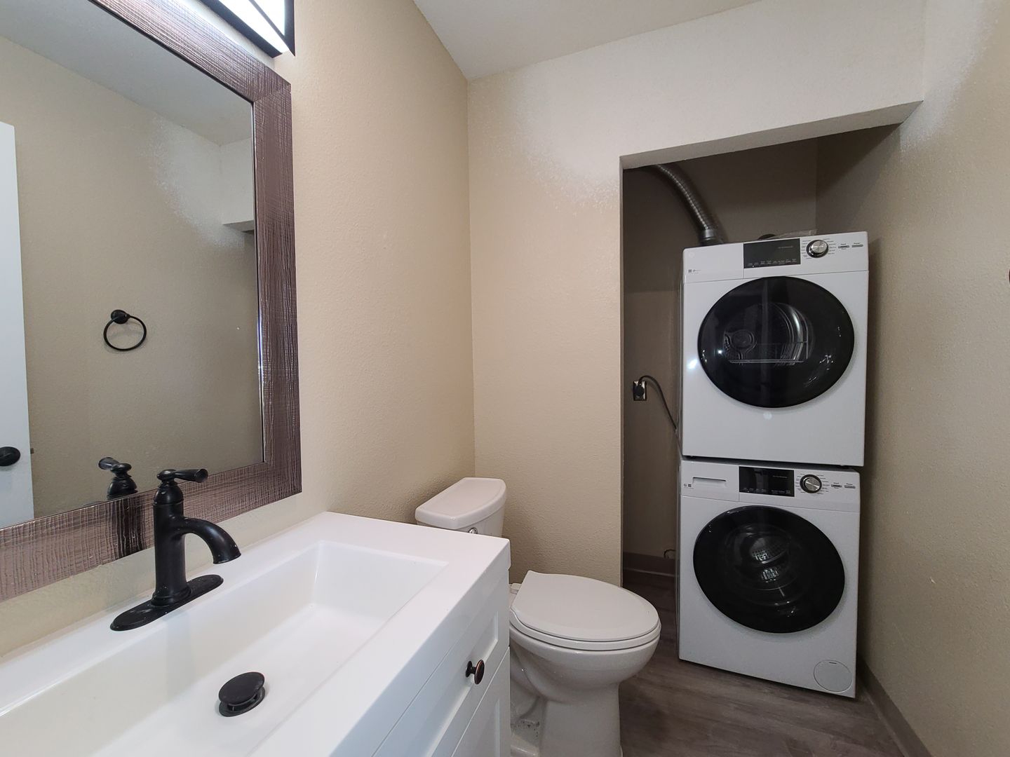 6331 Dinamica Way - San Diego - California - 3 bed, 1.5 bath rental property