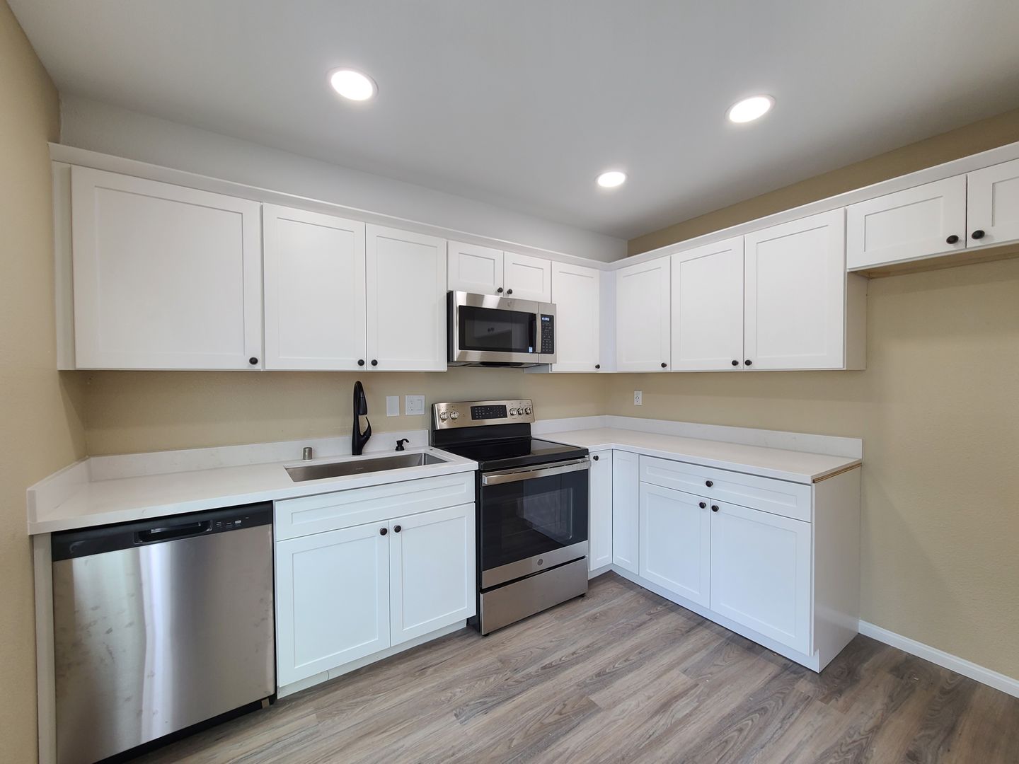 6331 Dinamica Way - San Diego - California - 3 bed, 1.5 bath rental property