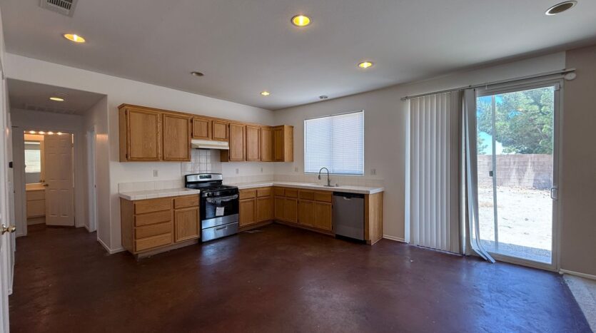 6337 Katrina Pl. - Palmdale - California - 4 bed, 3 bath rental property