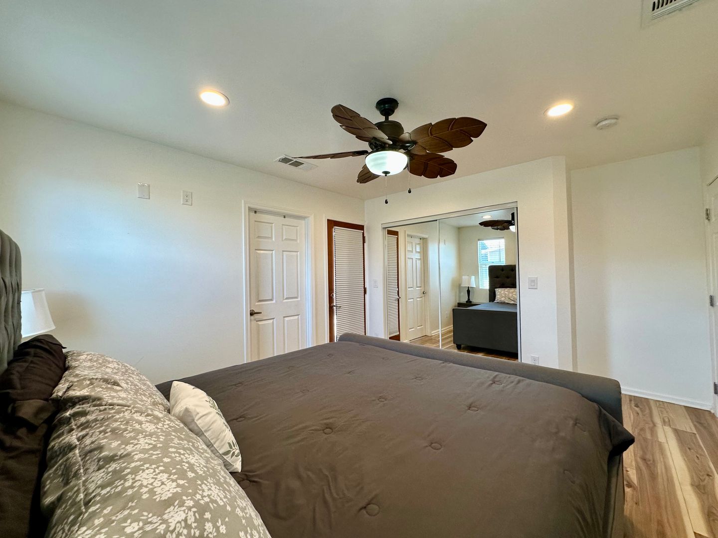 6427 Valley View St - Joshua Tree - California - 3 bed, 3 bath rental property