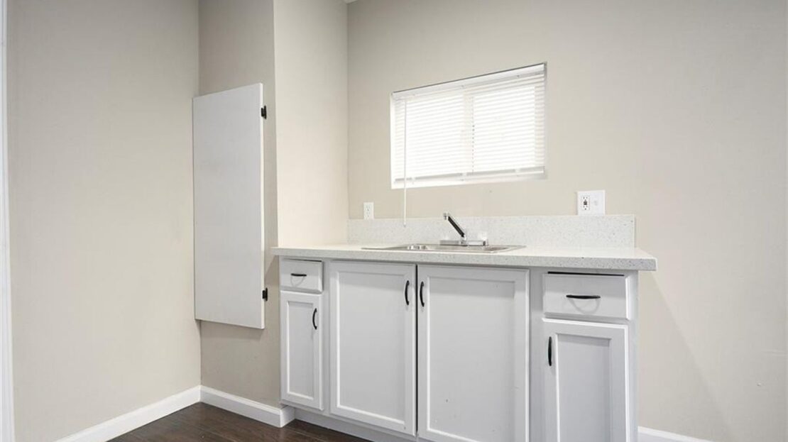 6454 Goleta Avenue - Unit B - Yucca Valley - California - 2 bed, 1 bath rental property