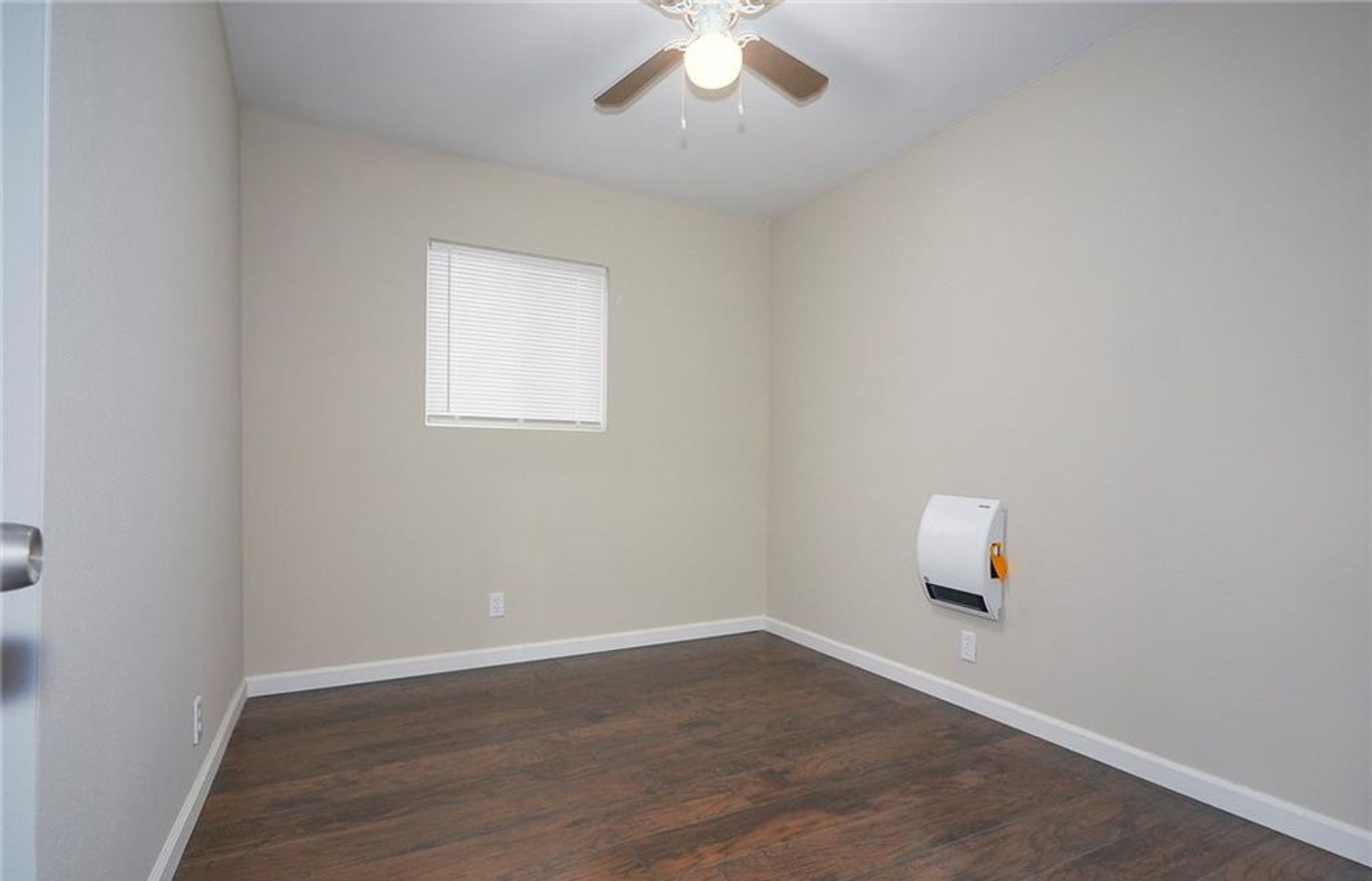 6454 Goleta Avenue - Unit B - Yucca Valley - California - 2 bed, 1 bath rental property