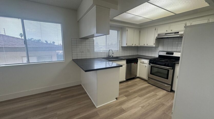 646 W 22nd St. - Los Angeles - California - 3 bed, 2 bath rental property