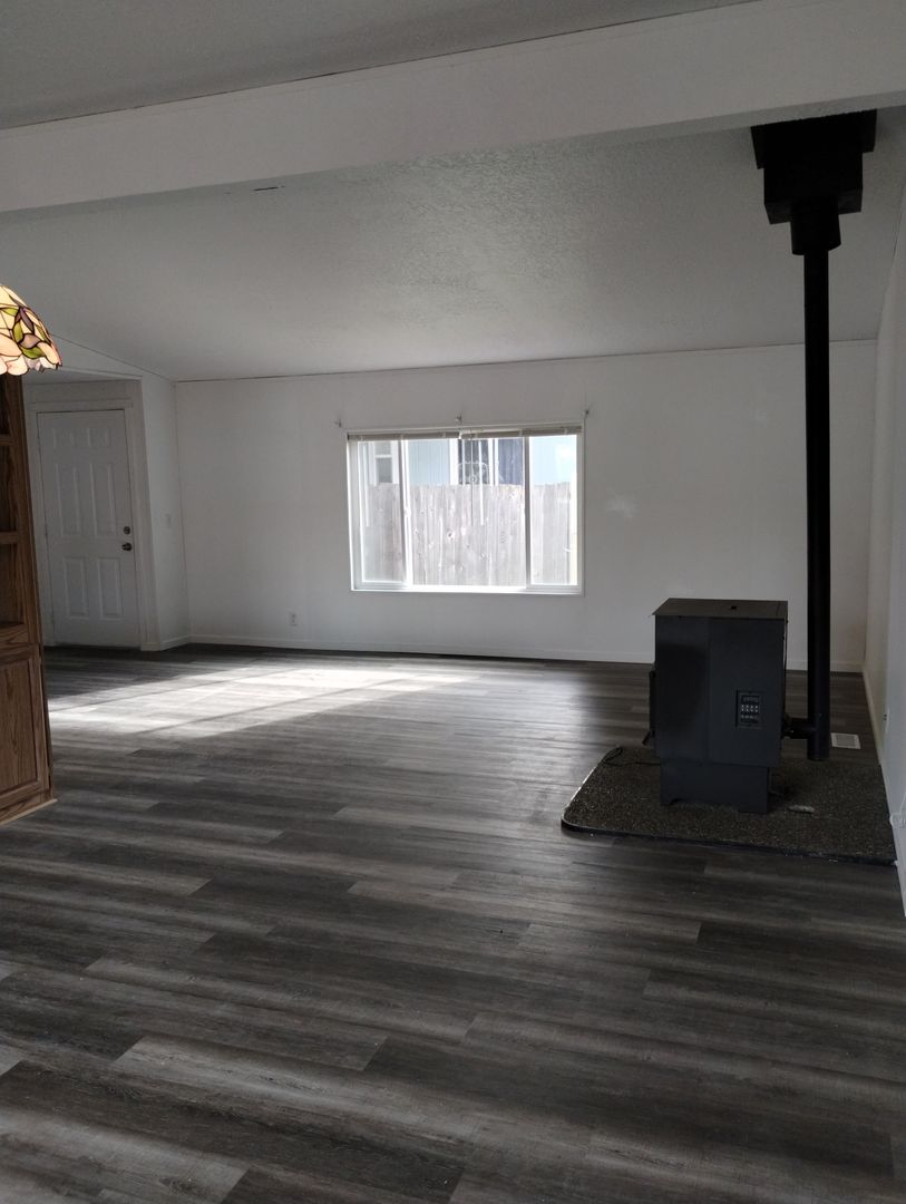 6501 203rd St Ct E - Spanaway - Washington - 4 bed, 2 bath rental property