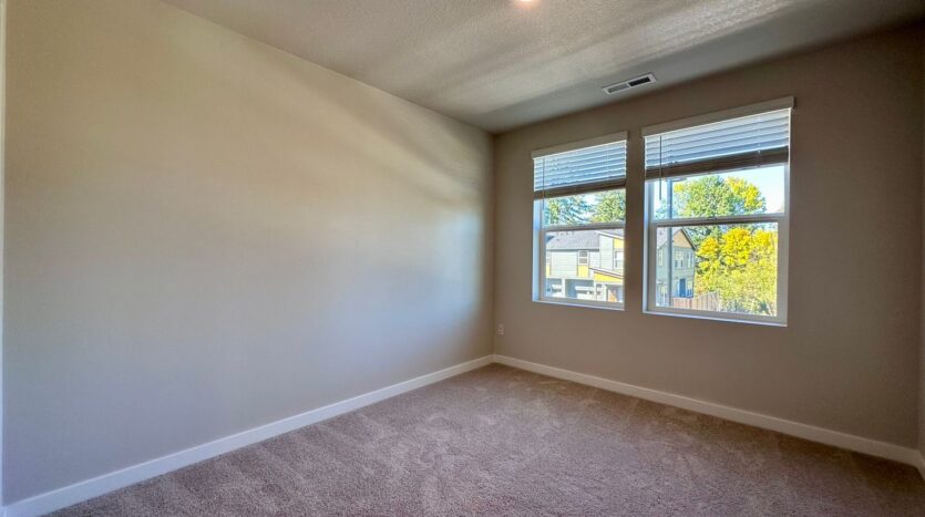 6582 SE Nasha St. - Hillsboro - Oregon - 3 bed, 3 bath rental property