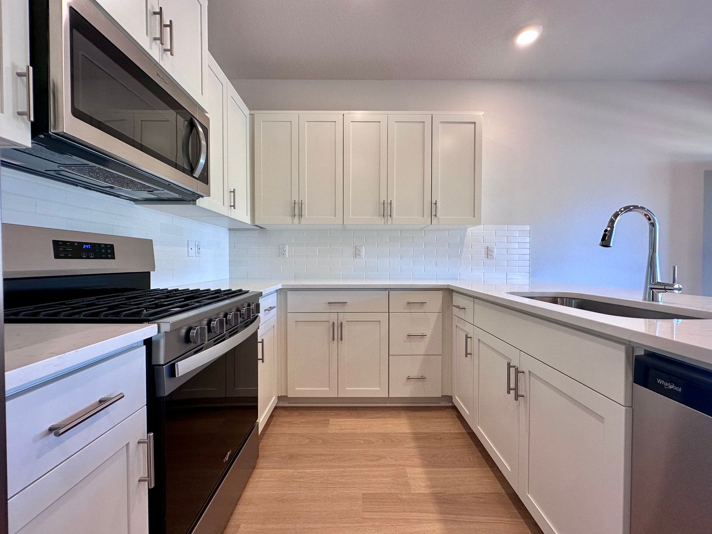 6582 SE Nasha St. - Hillsboro - Oregon - 3 bed, 3 bath rental property