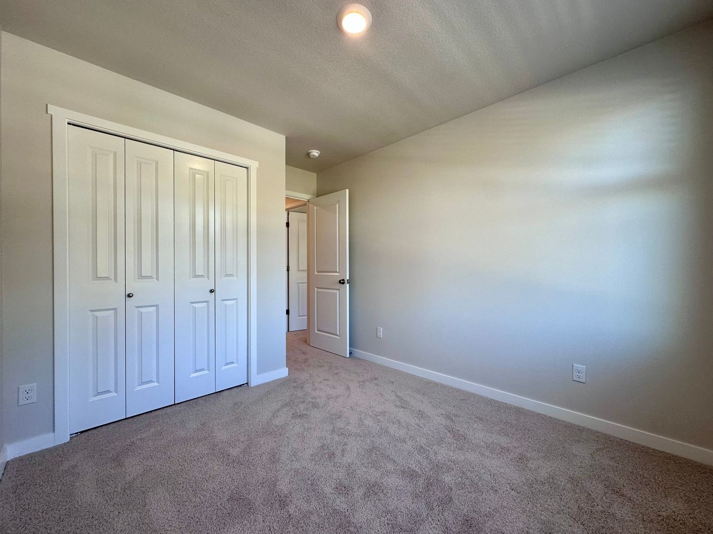 6582 SE Nasha St. - Hillsboro - Oregon - 3 bed, 3 bath rental property