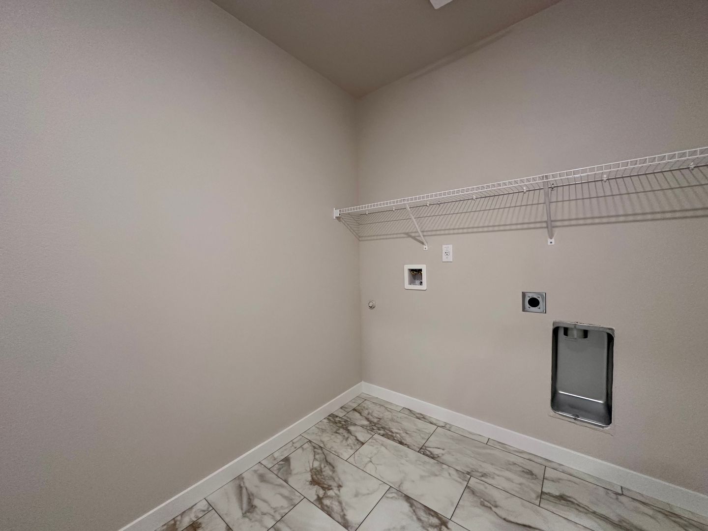 6582 SE Nasha St. - Hillsboro - Oregon - 3 bed, 3 bath rental property