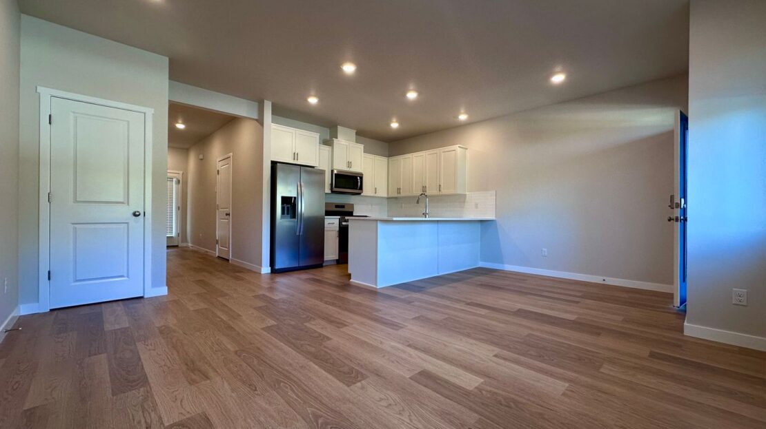 6582 SE Nasha St. - Hillsboro - Oregon - 3 bed, 3 bath rental property