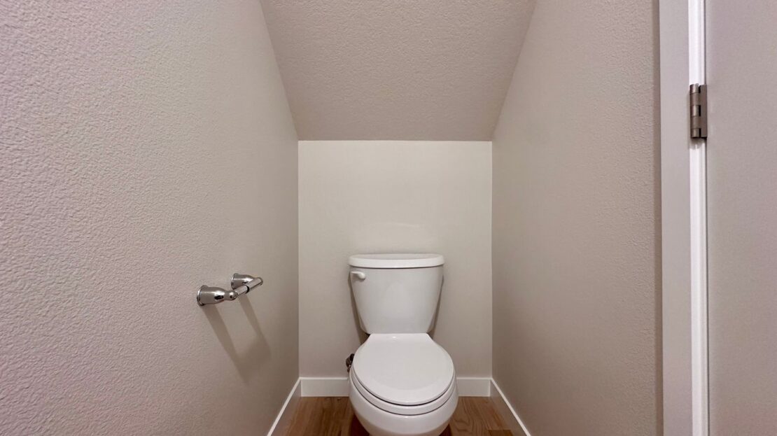 6582 SE Nasha St. - Hillsboro - Oregon - 3 bed, 3 bath rental property