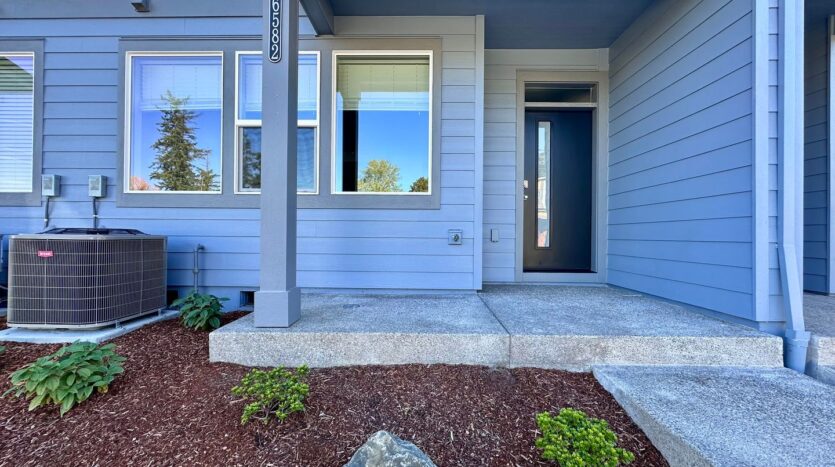 6582 SE Nasha St. - Hillsboro - Oregon - 3 bed, 3 bath rental property