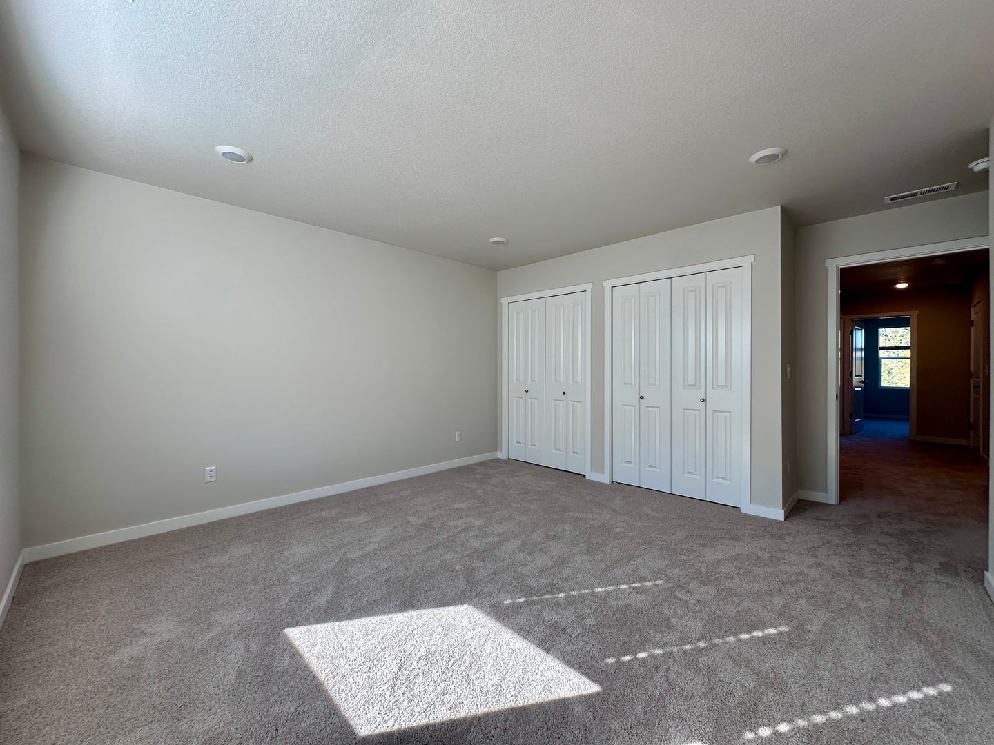 6582 SE Nasha St. - Hillsboro - Oregon - 3 bed, 3 bath rental property