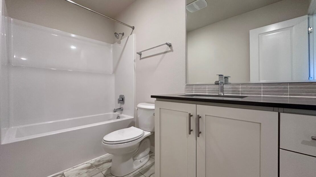 6582 SE Nasha St. - Hillsboro - Oregon - 3 bed, 3 bath rental property