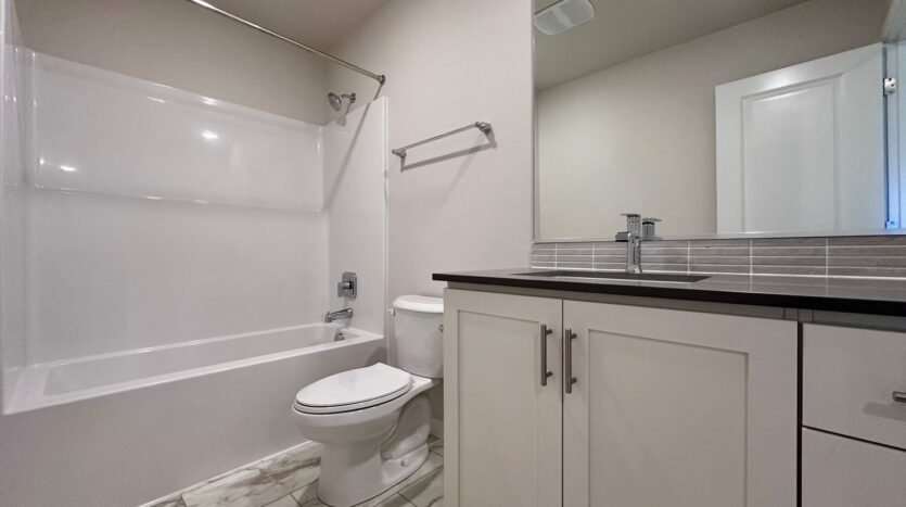 6582 SE Nasha St. - Hillsboro - Oregon - 3 bed, 3 bath rental property