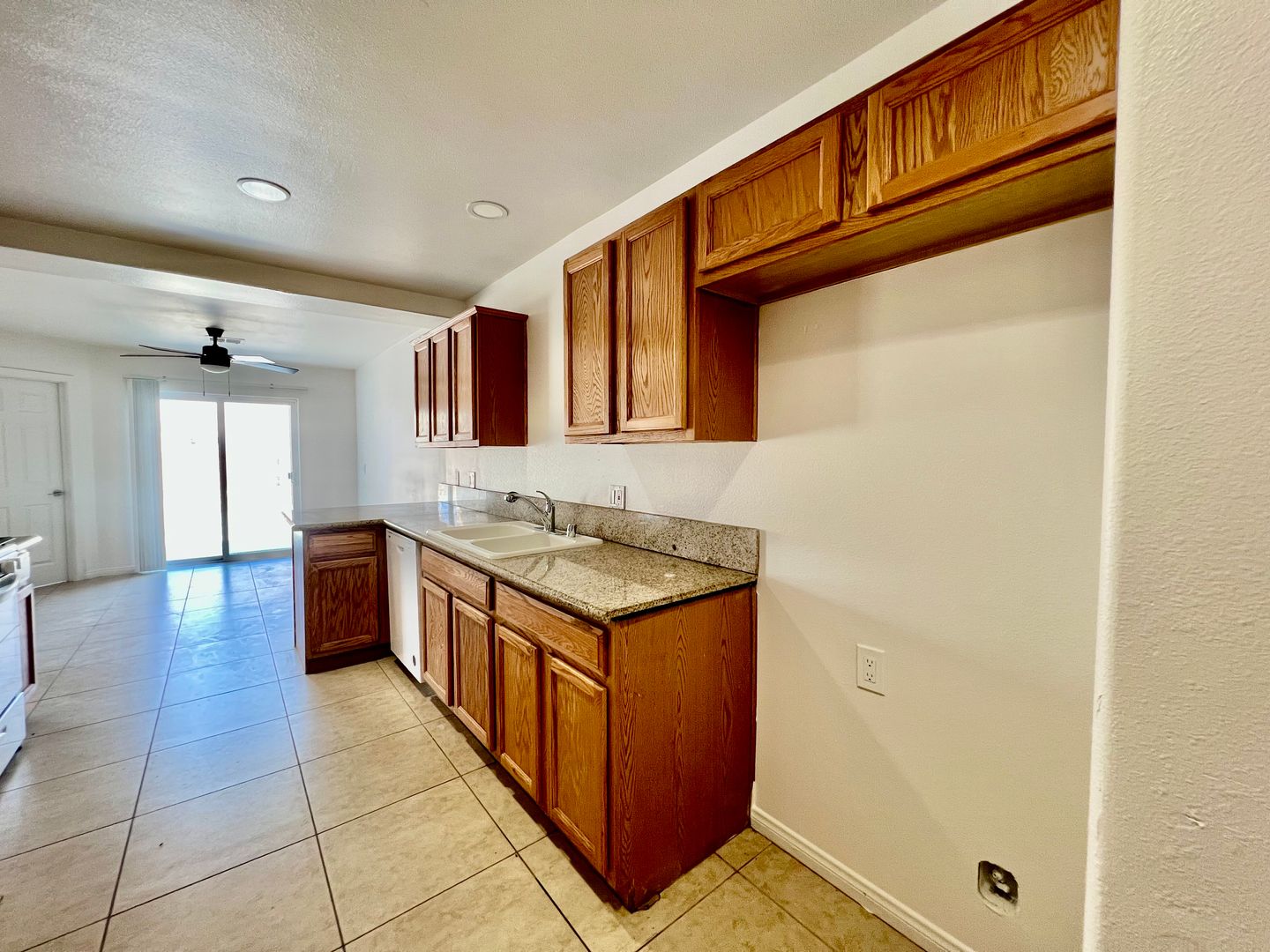 66888 4th St - Unit A - Desert Hot Springs - California - 3 bed, 2.5 bath rental property