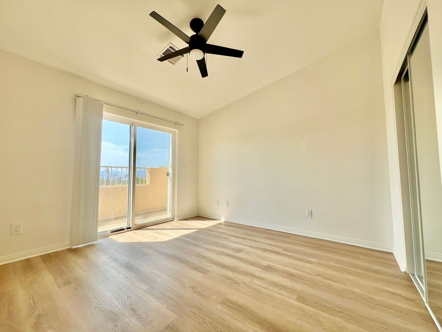 66888 4th St - Unit A - Desert Hot Springs - California - 3 bed, 2.5 bath rental property