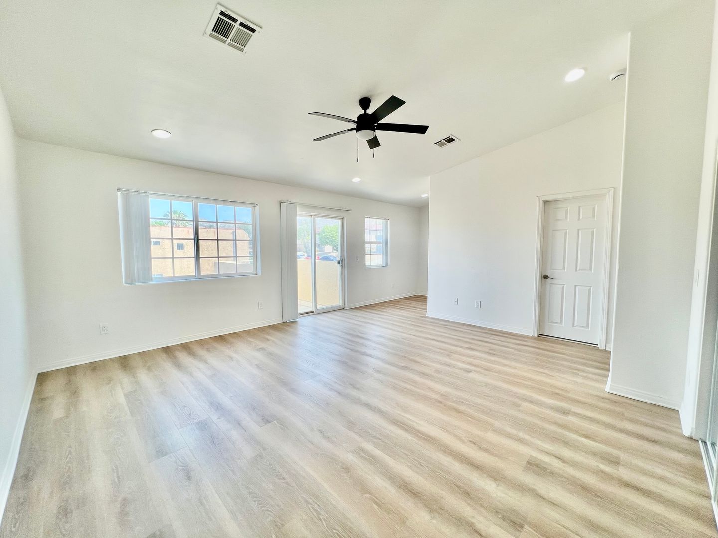 66888 4th St - Unit A - Desert Hot Springs - California - 3 bed, 2.5 bath rental property