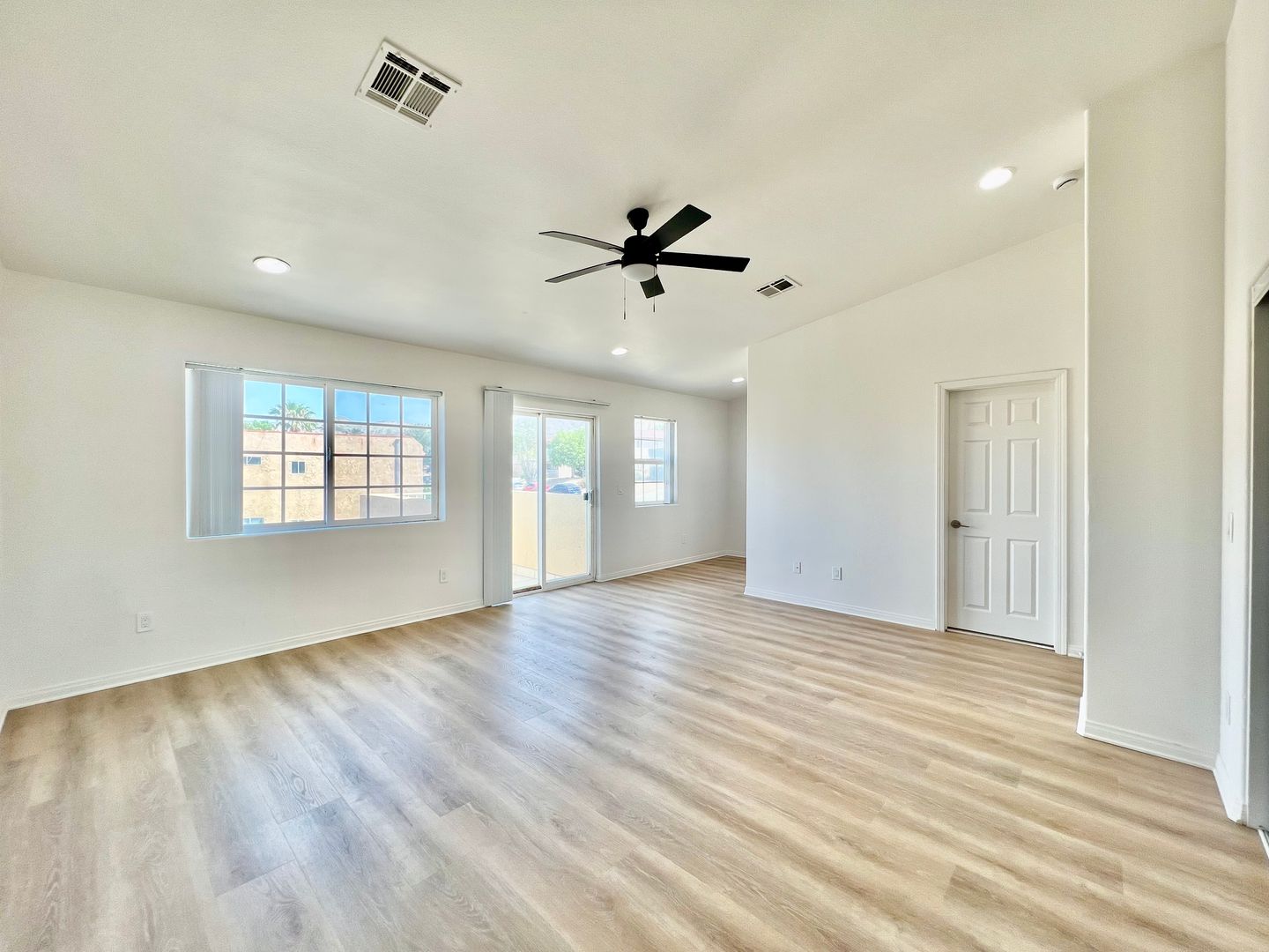 66888 4th St - Unit A - Desert Hot Springs - California - 3 bed, 2.5 bath rental property