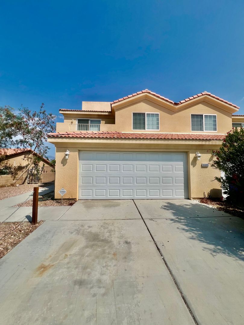 66888 4th St - Unit A - Desert Hot Springs - California - 3 bed, 2.5 bath rental property