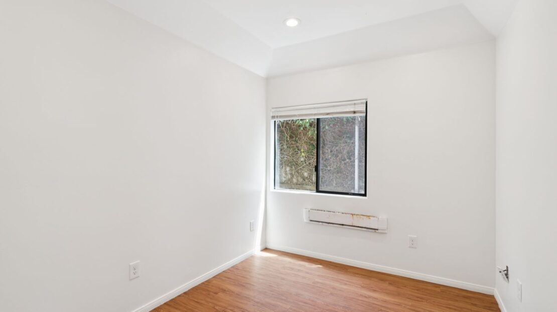 6761 Del Playa Dr.  - 102 - Goleta - California - 5 bed, 2 bath rental property