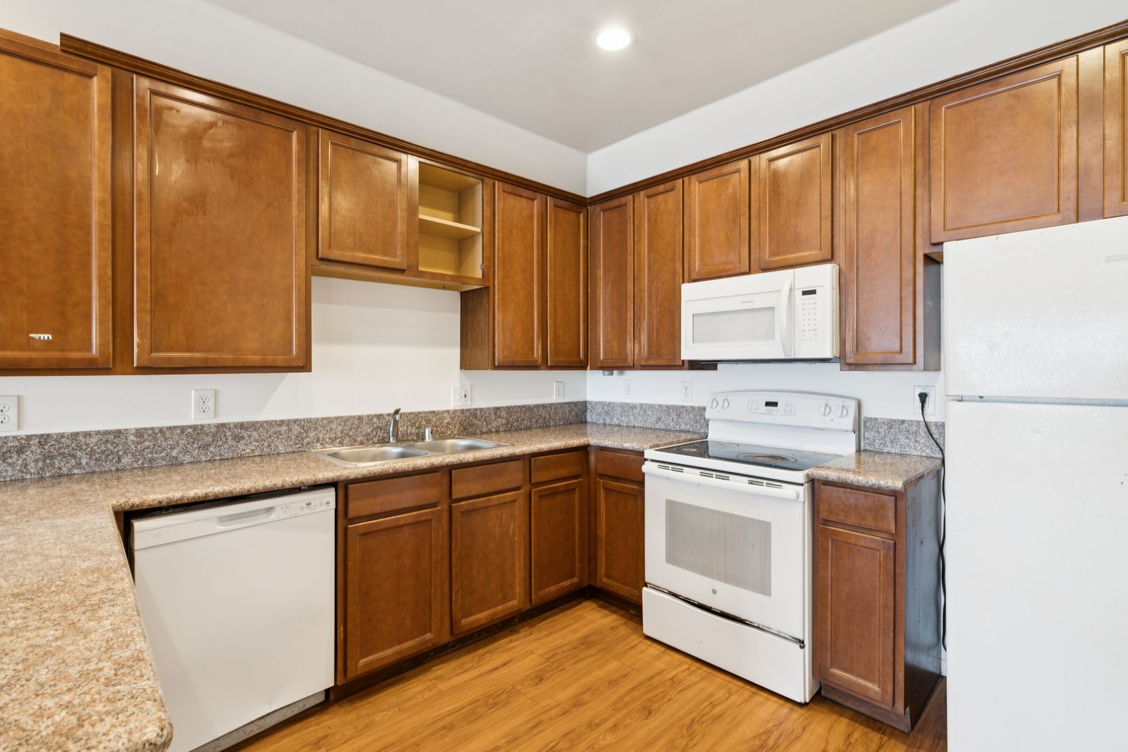 6761 Del Playa Dr.  - 102 - Goleta - California - 5 bed, 2 bath rental property