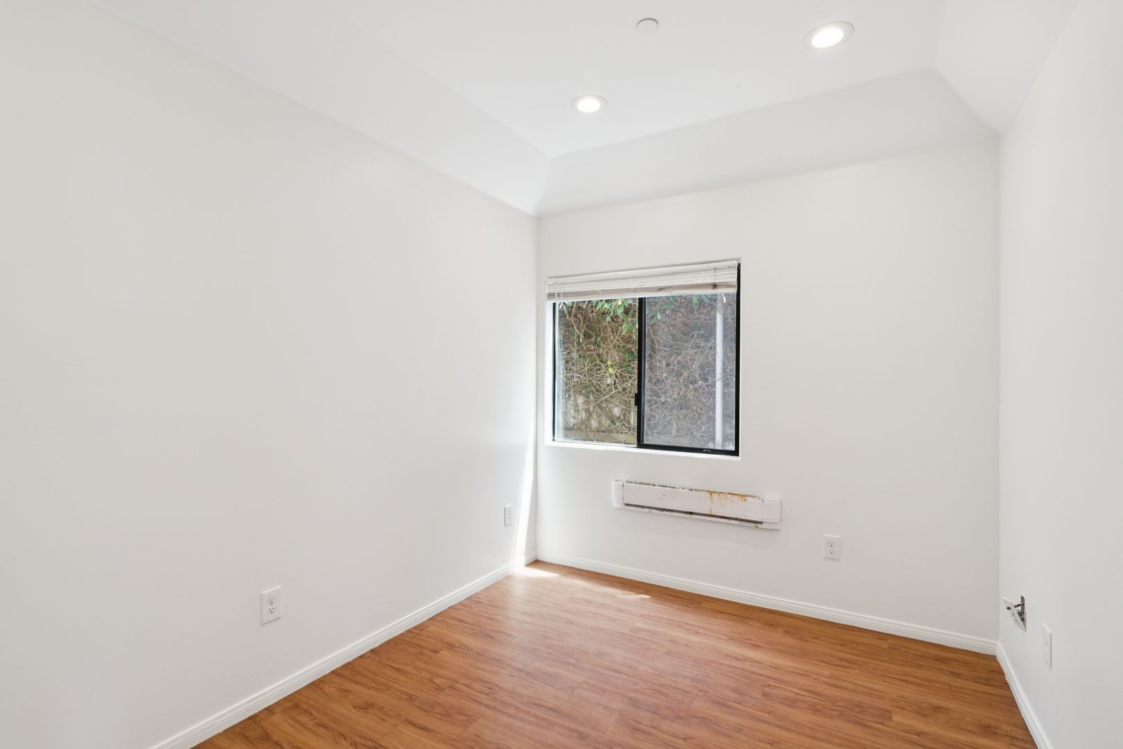 6761 Del Playa - Goleta - California - 1 bed, 1 bath rental property