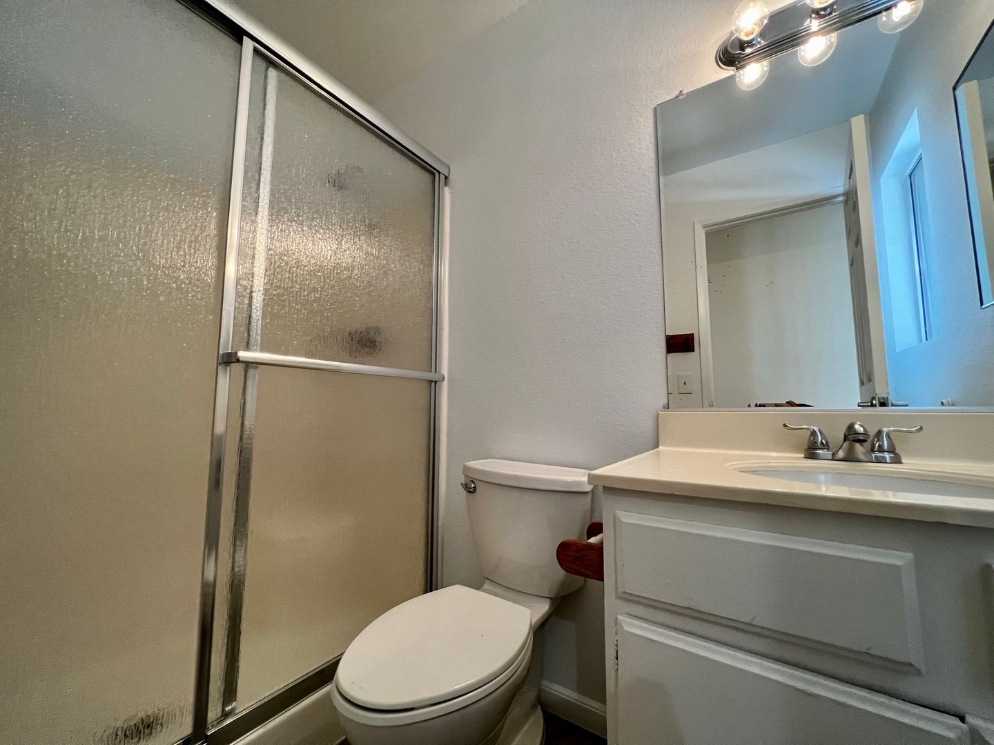 6769 Peach Pl - Rancho Cucamonga - California - 3 bed, 2 bath rental property