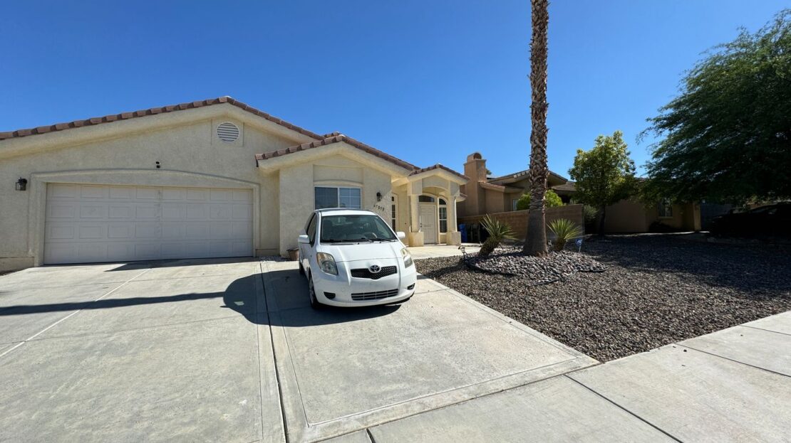 67898 Alexandria Ct - Desert Hot Springs - California - 3 bed, 2 bath rental property