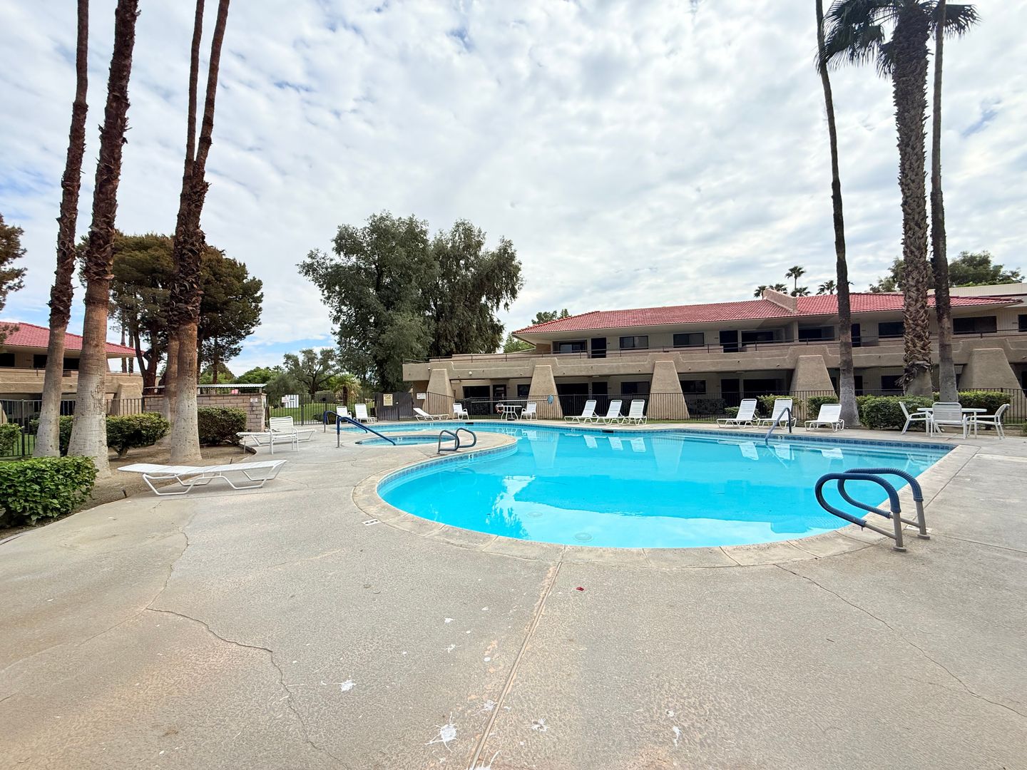 680 N Ashurst Ct Unit I207 - Palm Springs - California - 1 bed, 1 bath rental property