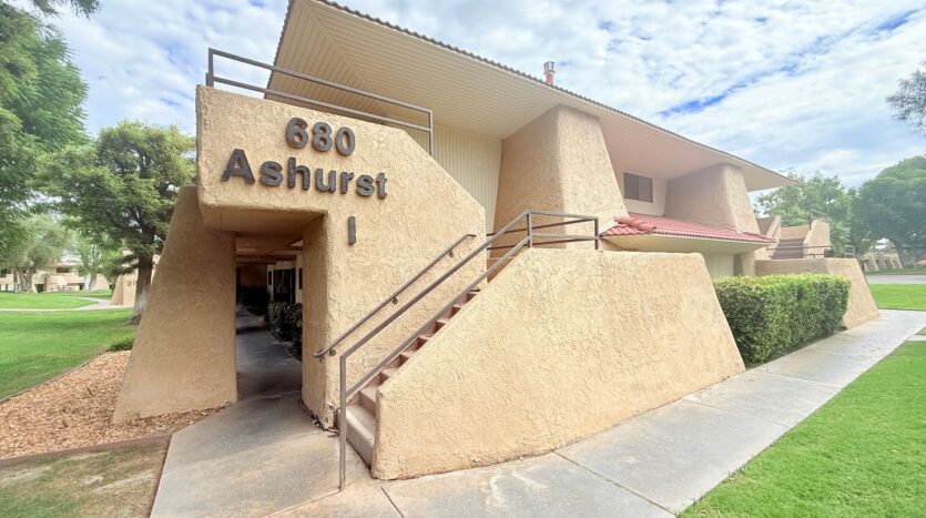 680 N Ashurst Ct Unit I207 - Palm Springs - California - 1 bed, 1 bath rental property