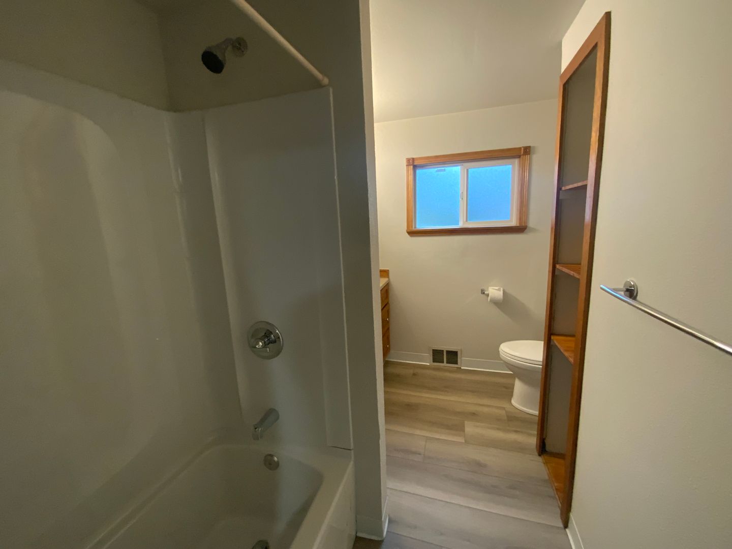 6818 86th ST SW - Tacoma - Washington - 3 bed, 1.5 bath rental property