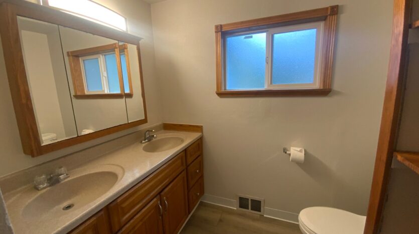 6818 86th ST SW - Tacoma - Washington - 3 bed, 1.5 bath rental property